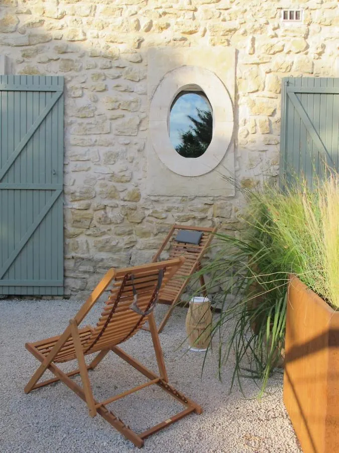 La Cour Des Sens Bed & Breakfast Lagnes