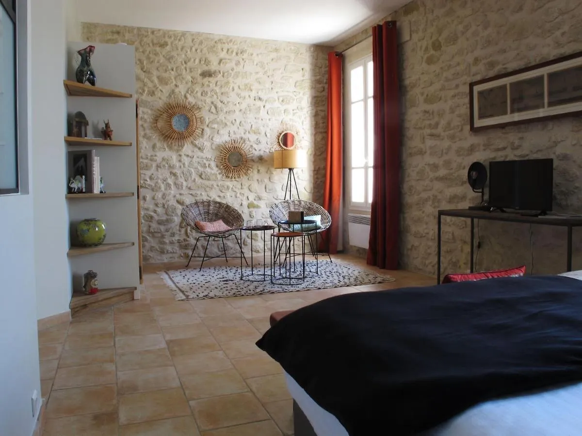 La Cour Des Sens Bed & Breakfast Lagnes