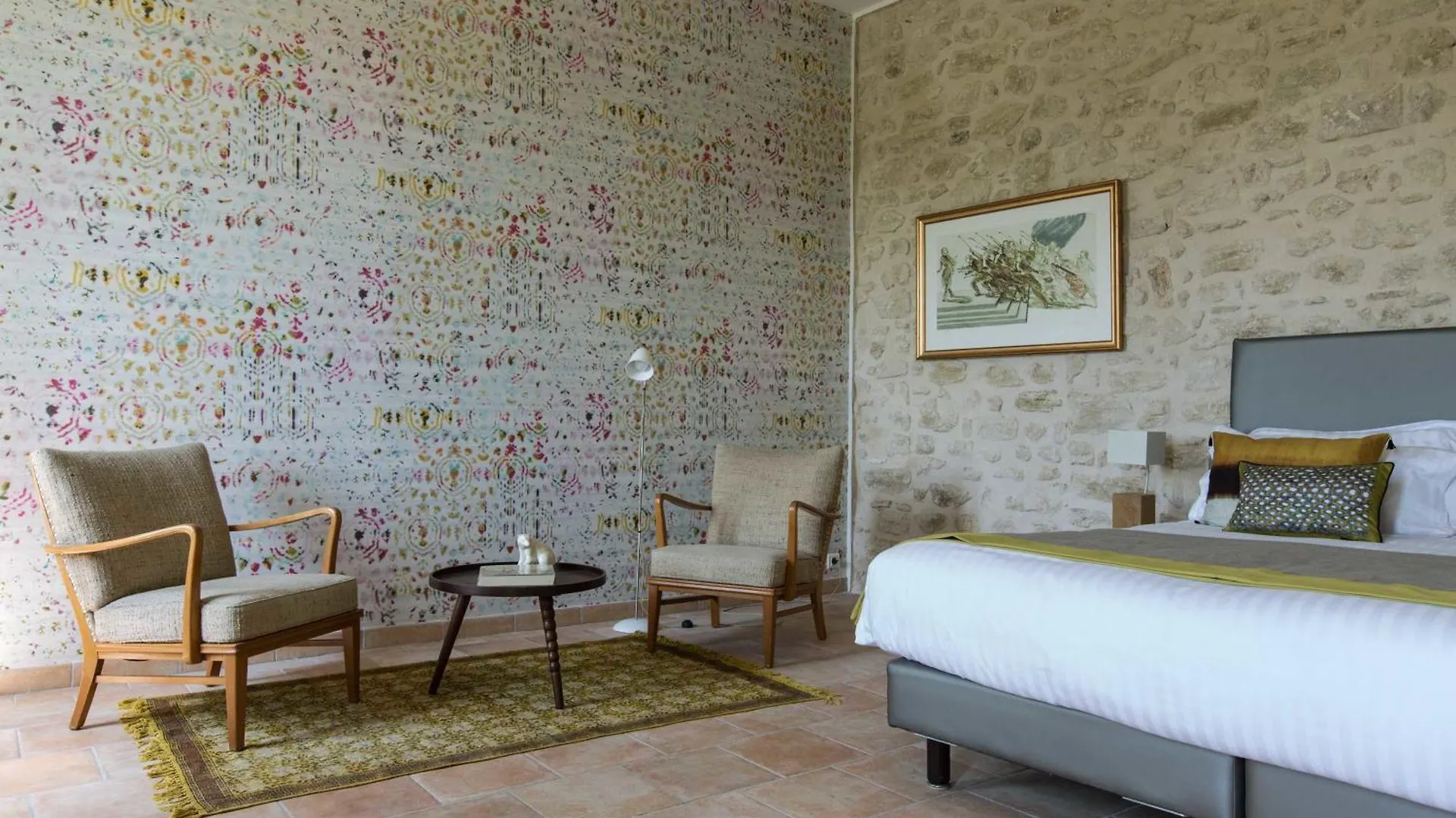 La Cour Des Sens Bed & Breakfast Lagnes 3*,