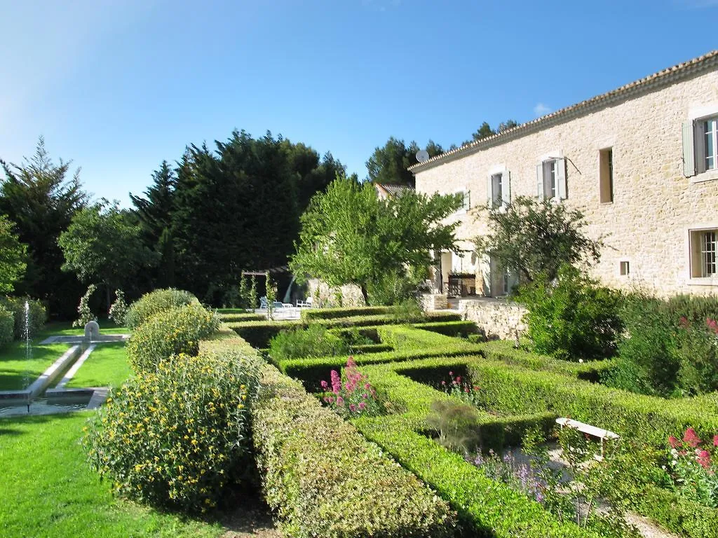 La Cour Des Sens Bed & Breakfast Lagnes