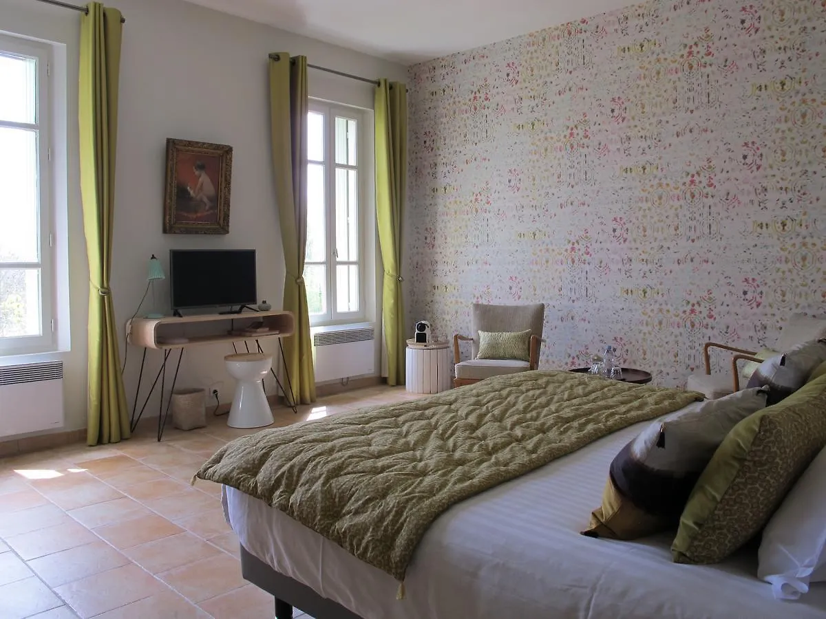 La Cour Des Sens Bed & Breakfast Lagnes 3*,  France